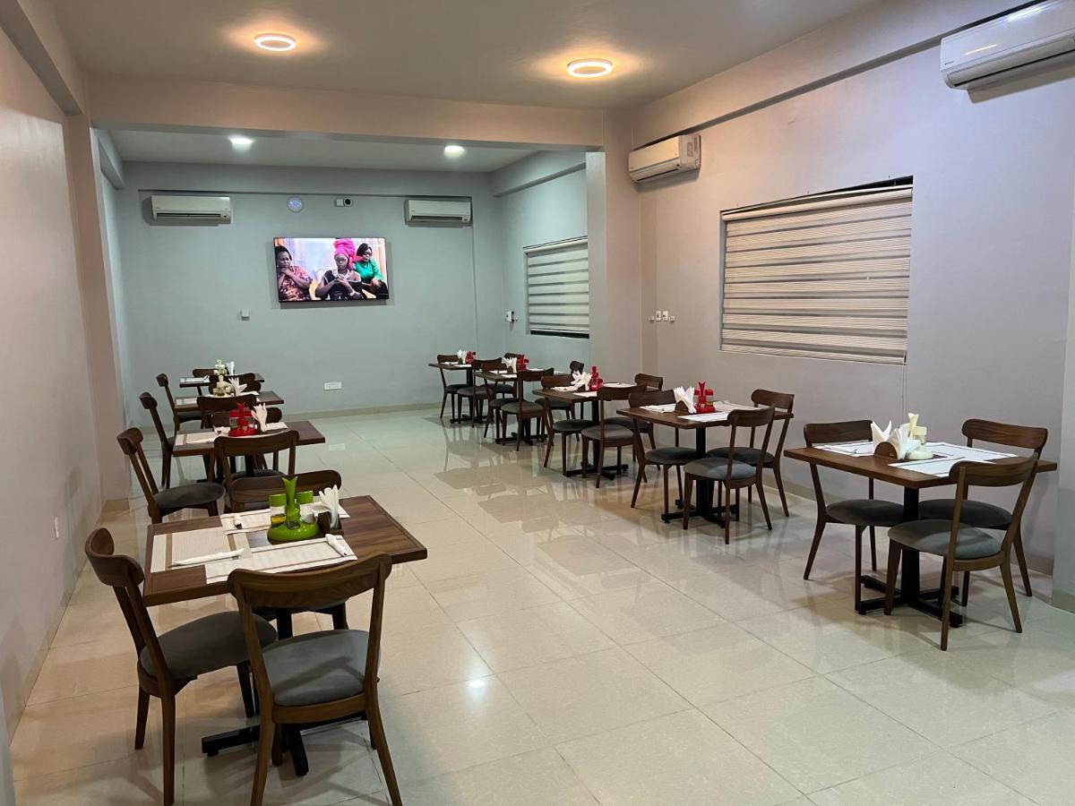 Hotel Golf Coast كينشاسا المظهر الخارجي الصورة